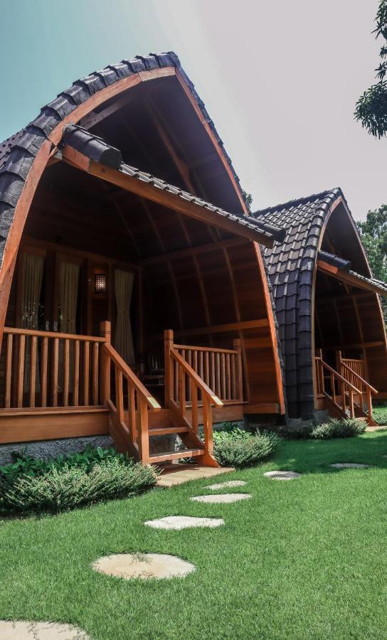 Lumbung Temu Homestay Ungasan Exteriör bild